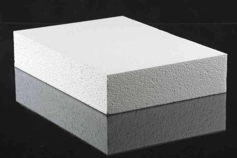 Безопасен ли фасад из пенопласта