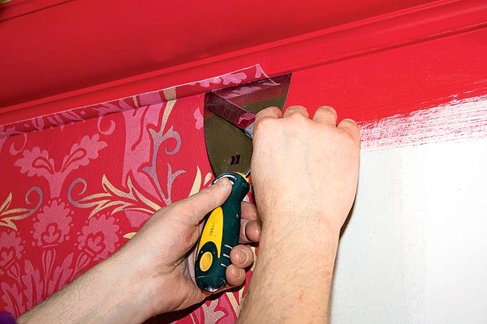 Что делать, если обои наклеены ровно, а стыки все равно не совпадают