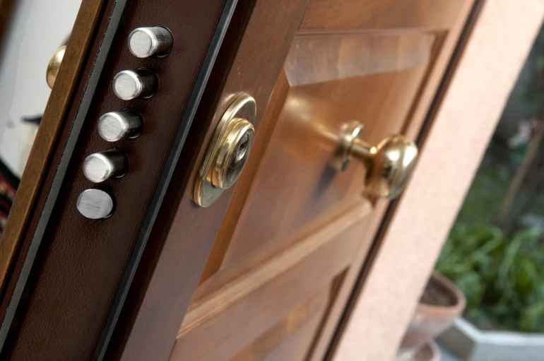 5 причин никогда не экономить на межкомнатных дверях