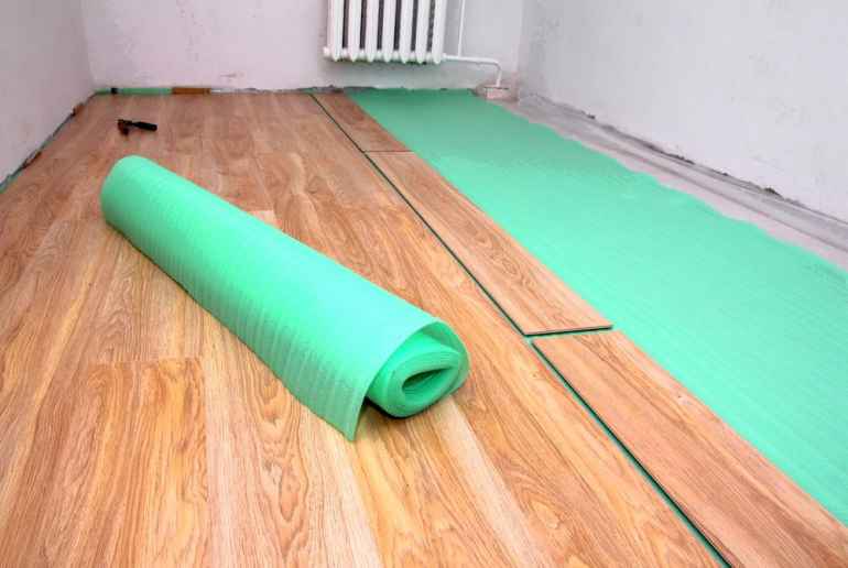 Как подложка может повлиять на качество всего пола