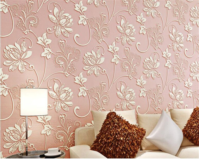 Какие обои лучше не клеить на неровные стены