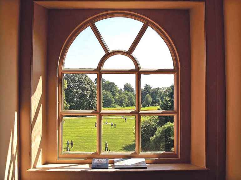 Ухаживаем правильно за деревянными окнами, чтобы они прослужили как можно дольше